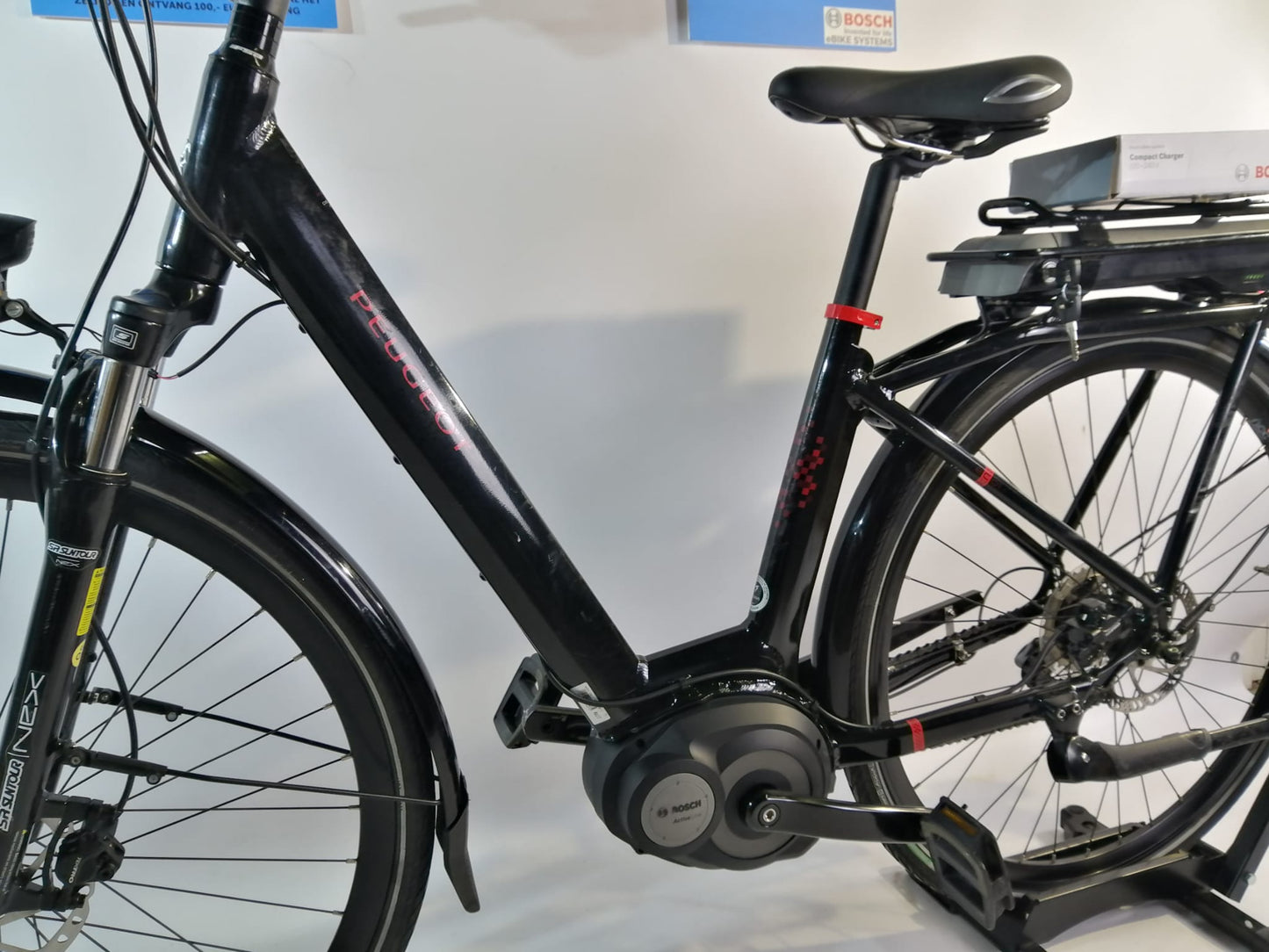 2500km Peugeot eC01 Bosch Active Line Middenmotor