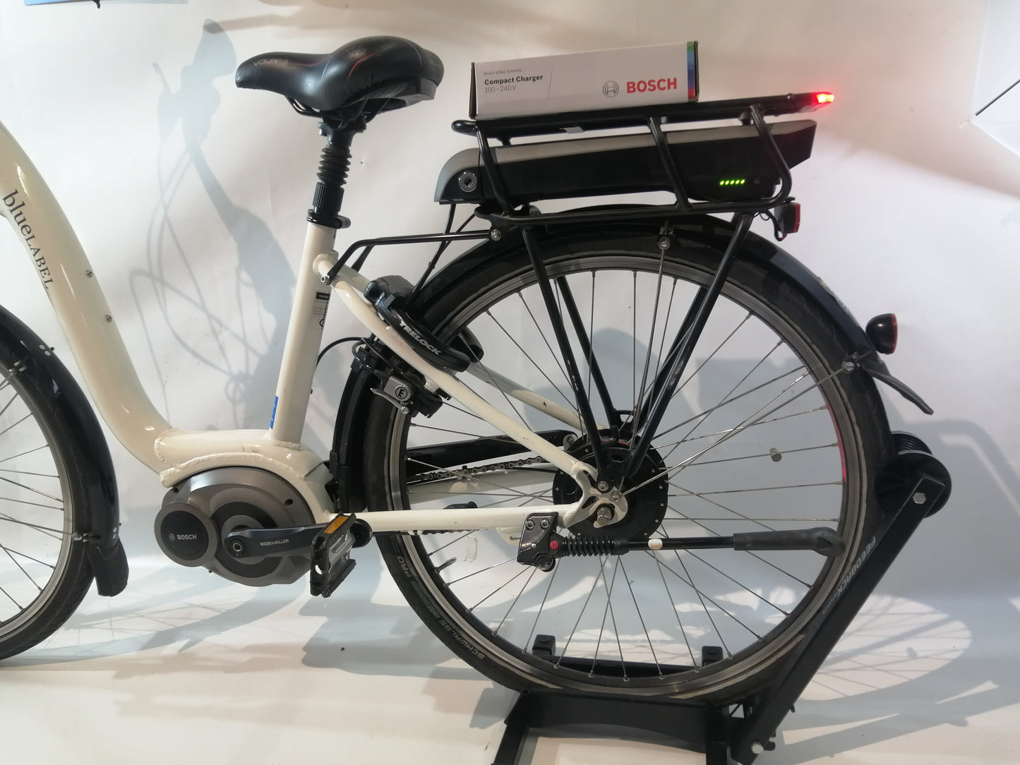 5500km Riese und Müller Swing 26" Bosch Active Line Middenmotor