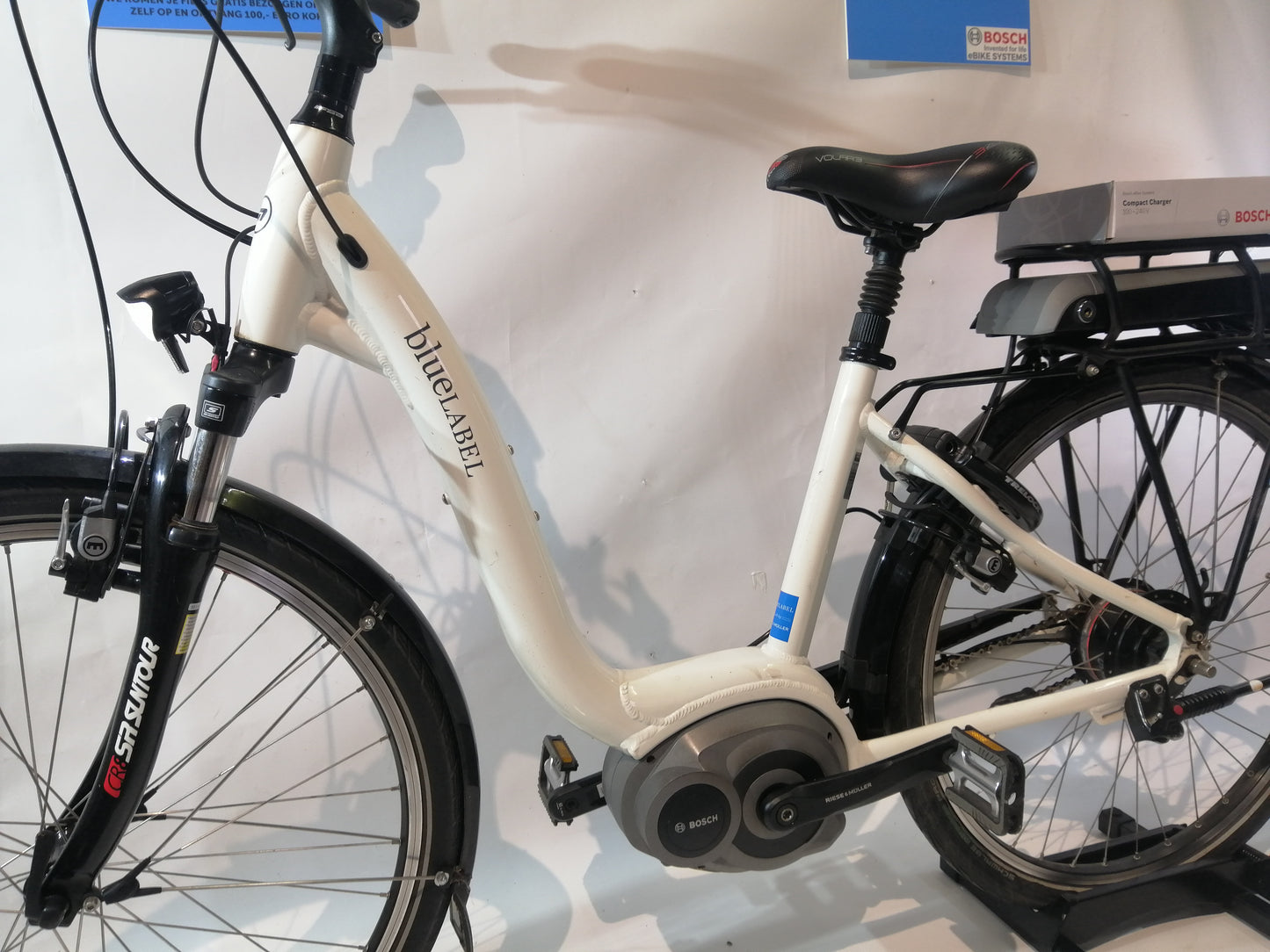 5500km Riese und Müller Swing 26" Bosch Active Line Middenmotor
