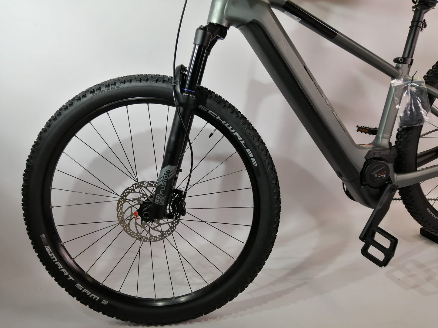 NIEUW Cube EMTB Reaction Pro HPA Boch Perf Line CX Middenmotor LED Remote Smart System