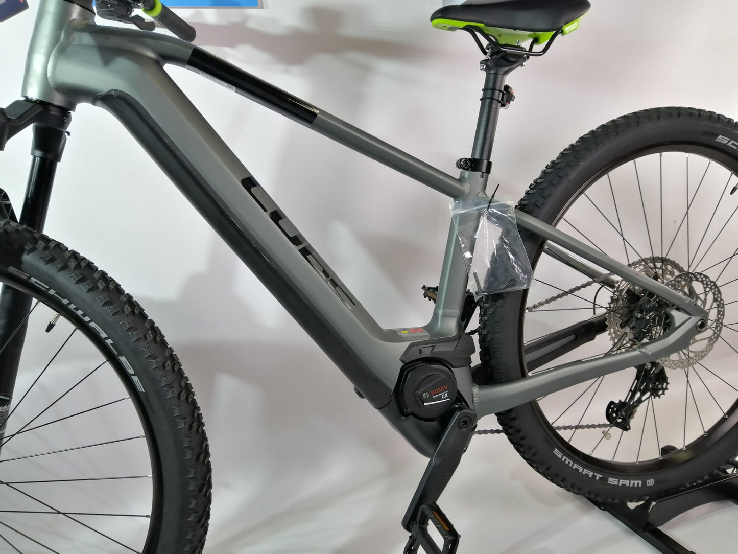 NIEUW Cube EMTB Reaction Pro HPA Boch Perf Line CX Middenmotor LED Remote Smart System