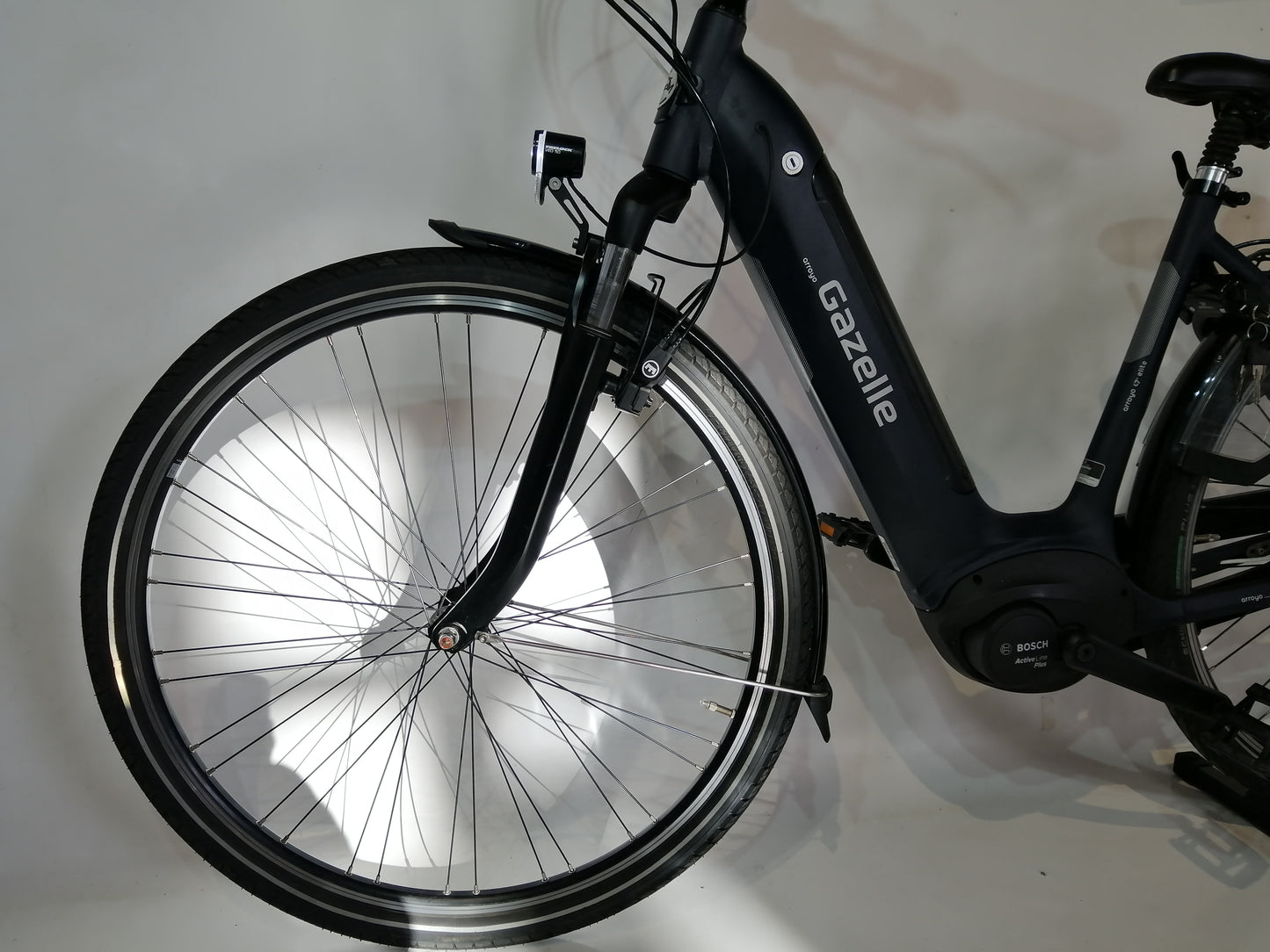 NIEUW! Gazelle Arroyo C7+ Elite Bosch Active Line Plus (Terugtraprem)