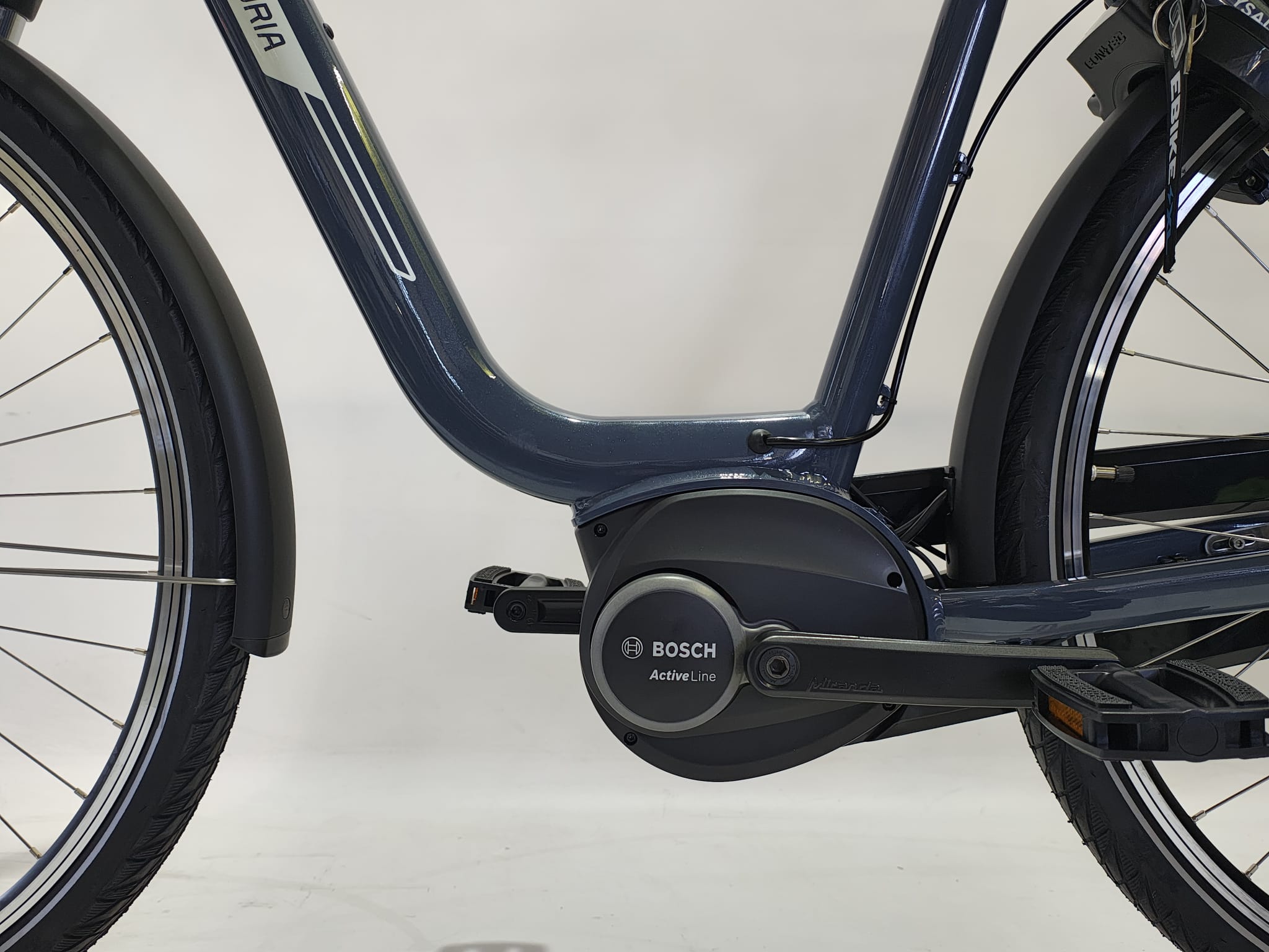 NIEUW! Victoria Cysalo Bosch Active Line Middenmotor