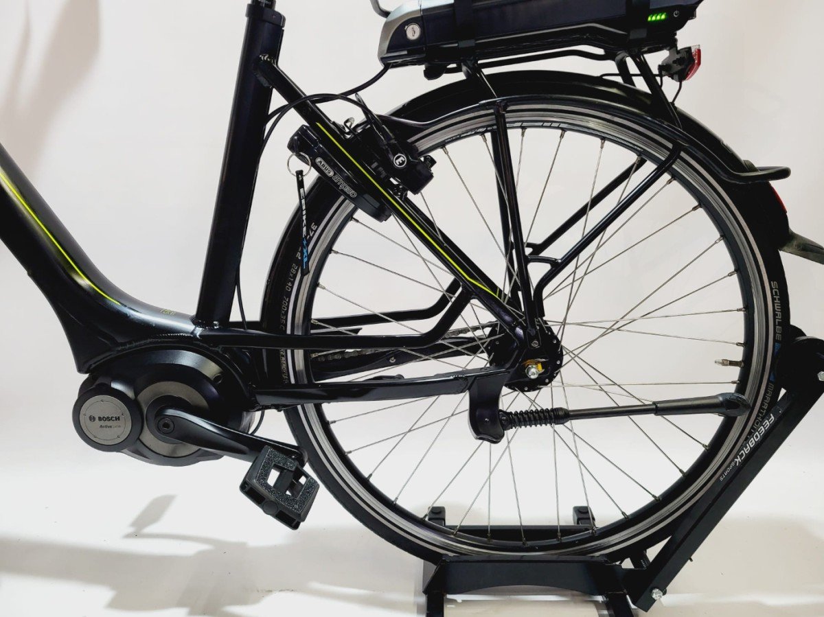 Cube Travel GTS Bosch Active Line Middenmotor Lage instap Zwart 54cm M