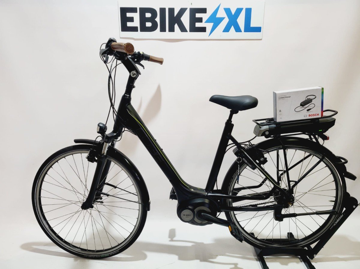 Cube Travel GTS Bosch Active Line Middenmotor Lage instap Zwart 54cm M