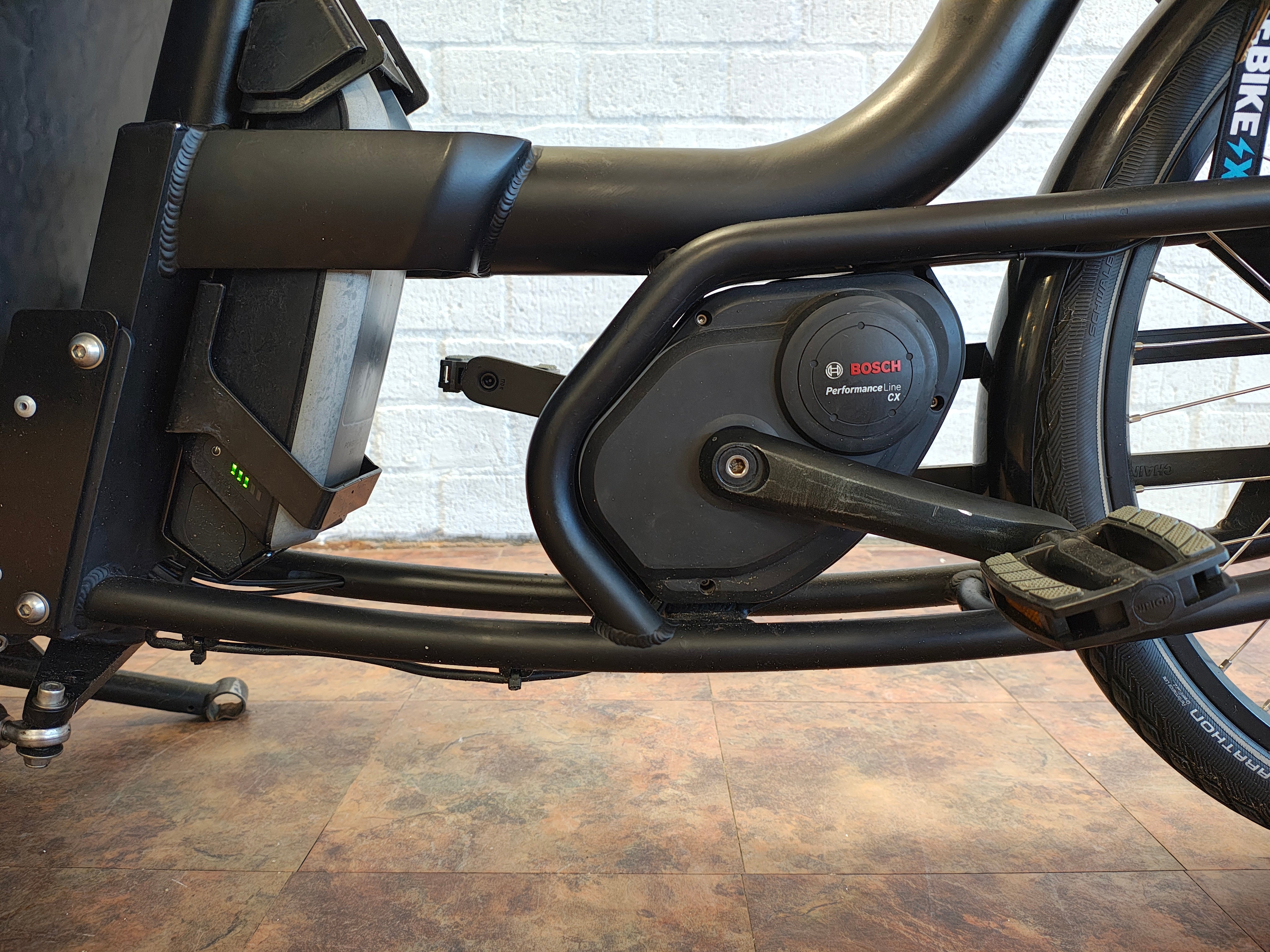 Urban Arrow - Flightcase XL - Bosch Performance Line CX