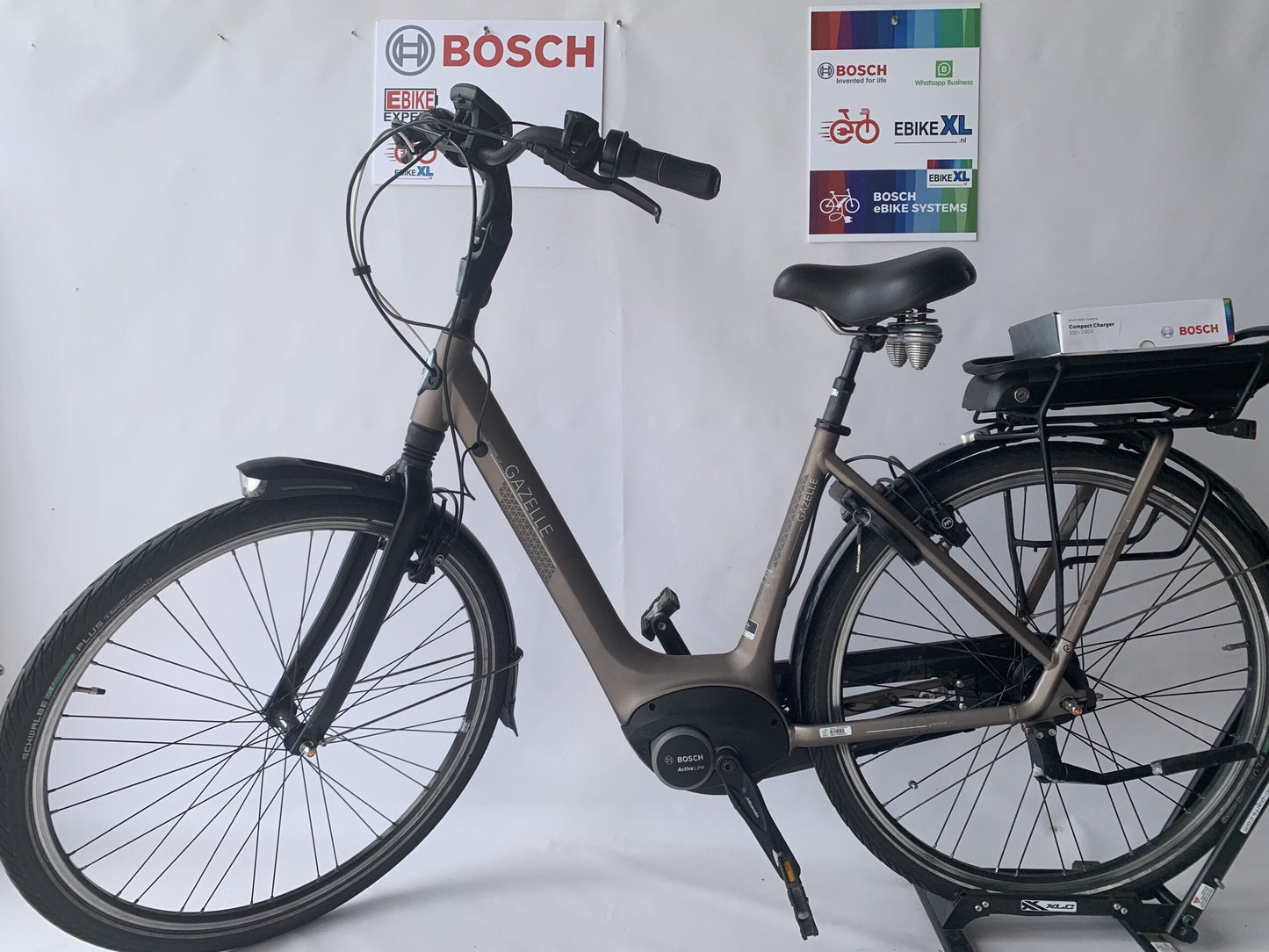VERKOCHT - 4000km! Gazelle Grenoble c7+ Bosch Act Line middenmotor