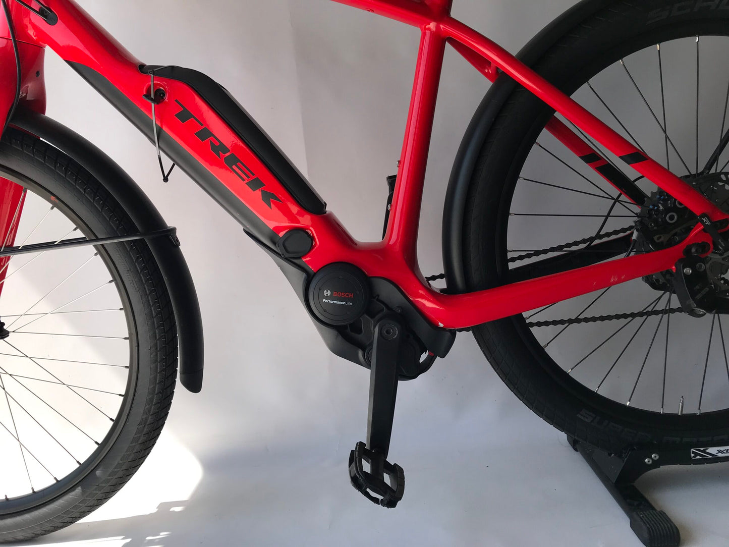 Nieuw Trek Super Commuter +8s Bosch Perf Line MM EMTB