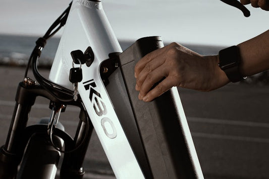 Hoe Kies Je de Juiste E-Bike Accu: Bereik, Levensduur en Prestaties
