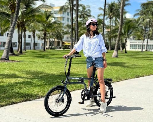 Compact E-Bikes: Perfect voor Kleine Ruimtes, Stedelijk Wonen en Onderweg