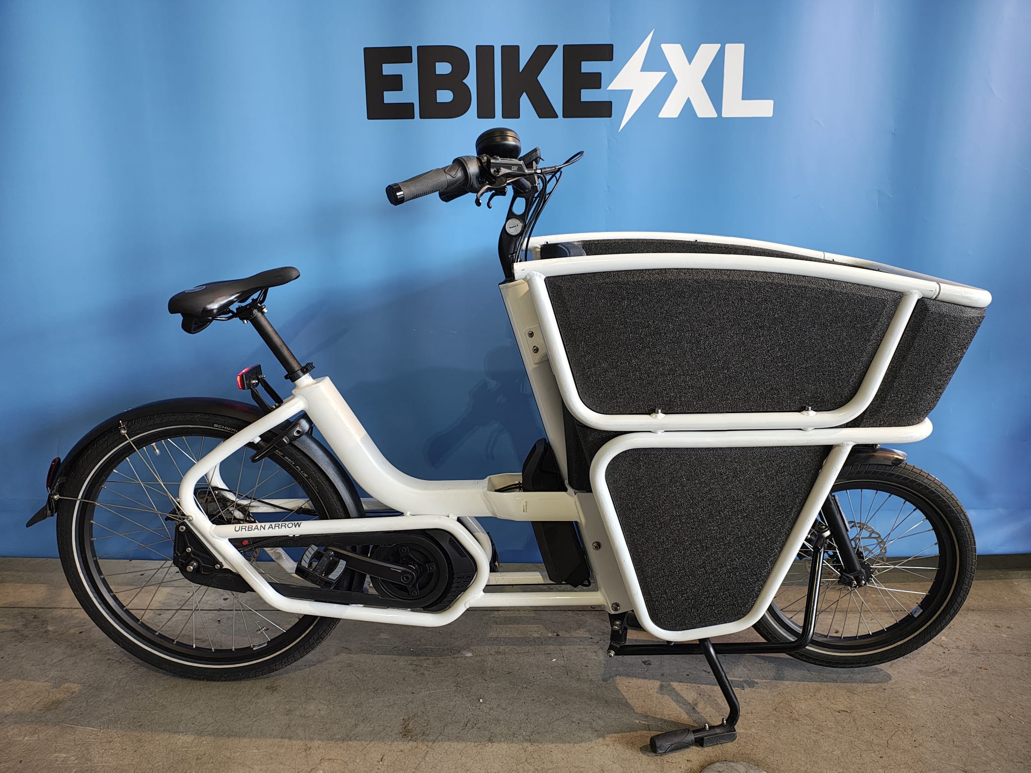 VERKOCHT Urban Arrow Shorty Bosch Cargo Line Middenmotor 500Wh!