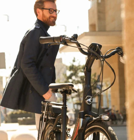 Compacte E-bikes: Ruimtebesparend en Praktisch