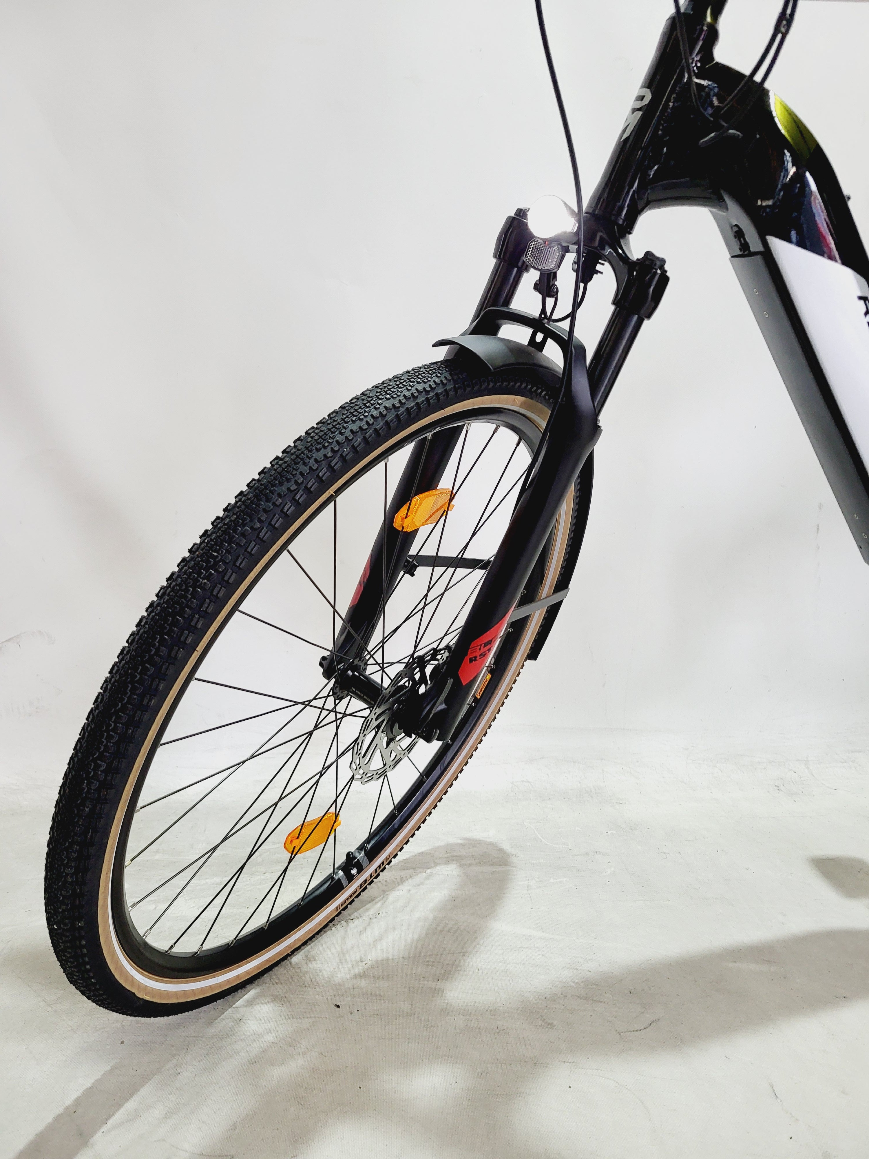 NIEUW! Rock Machine Crossride INT E400 B Touring Bosch Active Line Plus MM