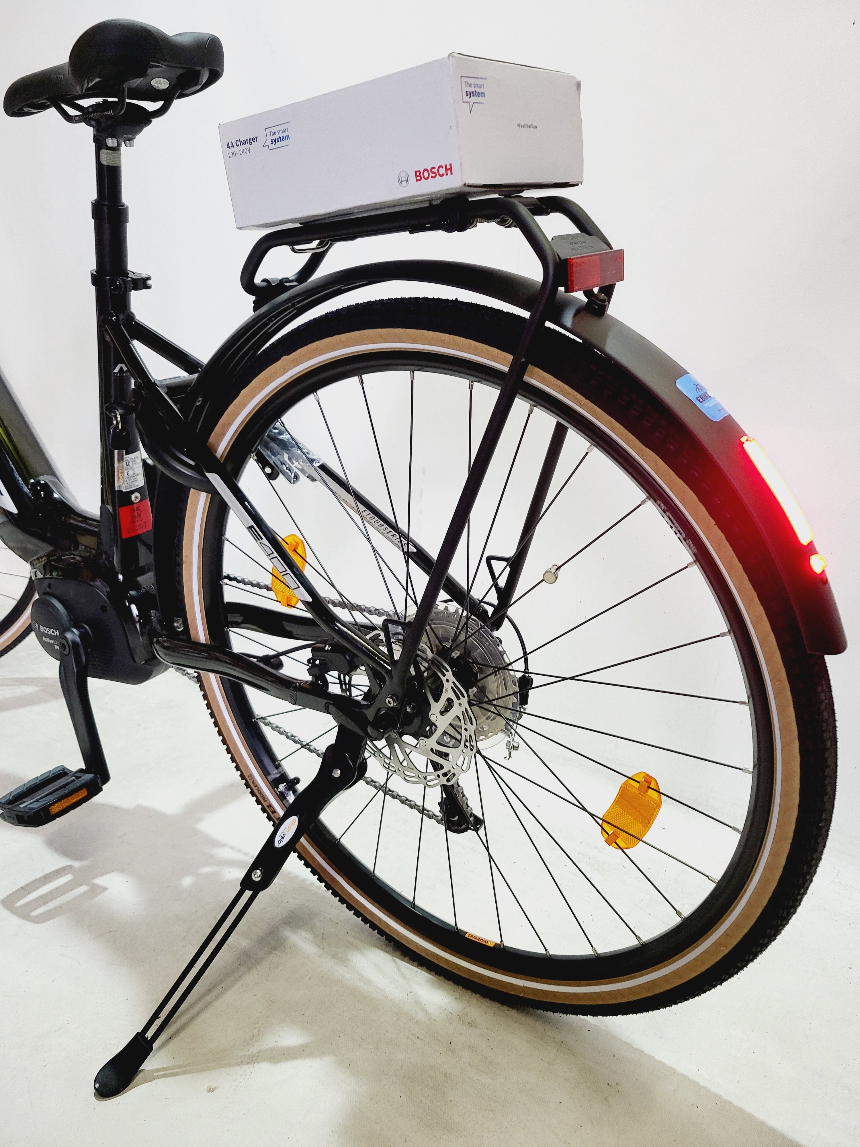 NIEUW! Rock Machine Crossride INT E400 B Touring Bosch Active Line Plus MM