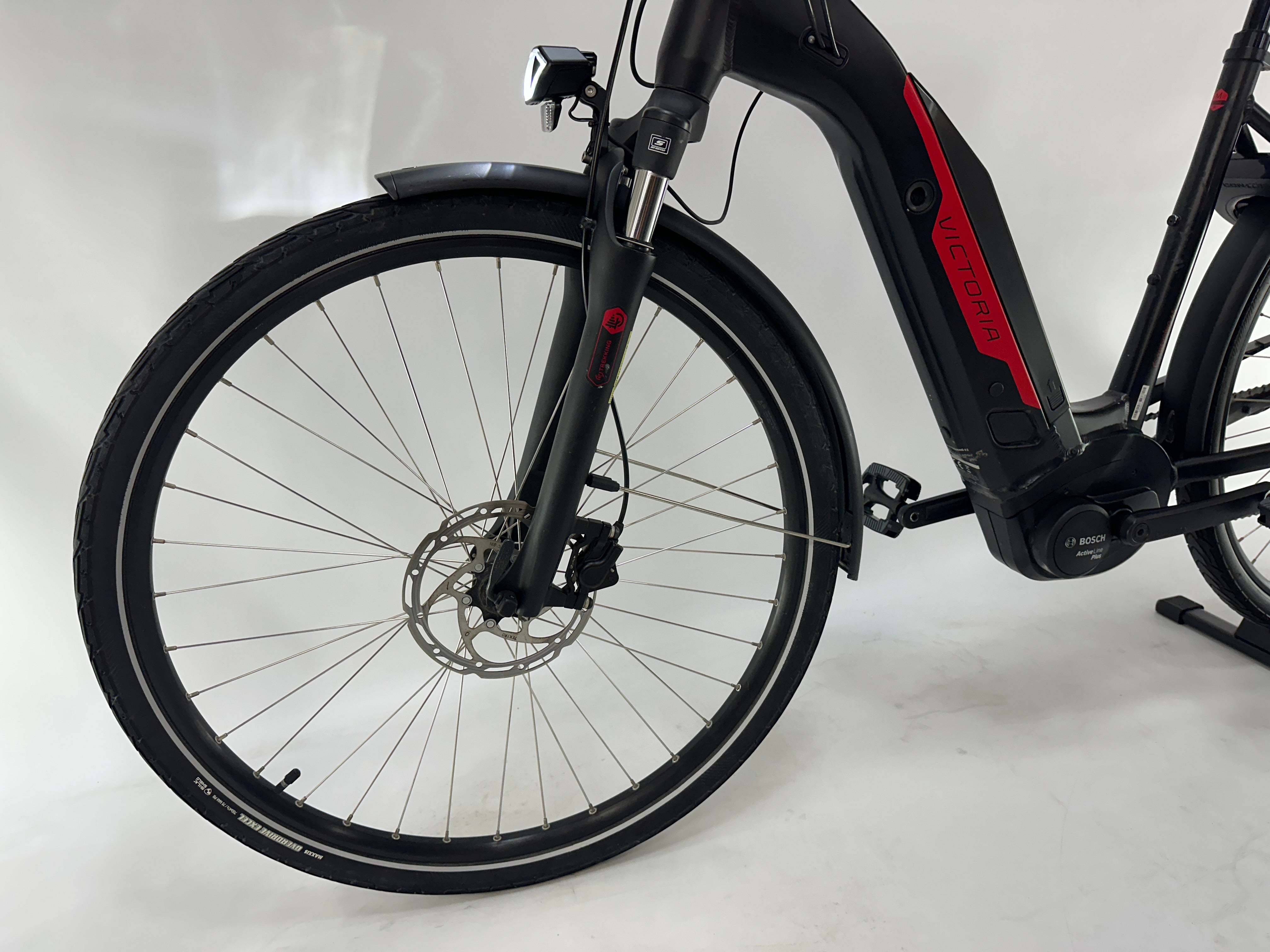 Victoria e-Trekking 6.5 Wave Bosch Active Line Plus Middenmotor 500Wh
