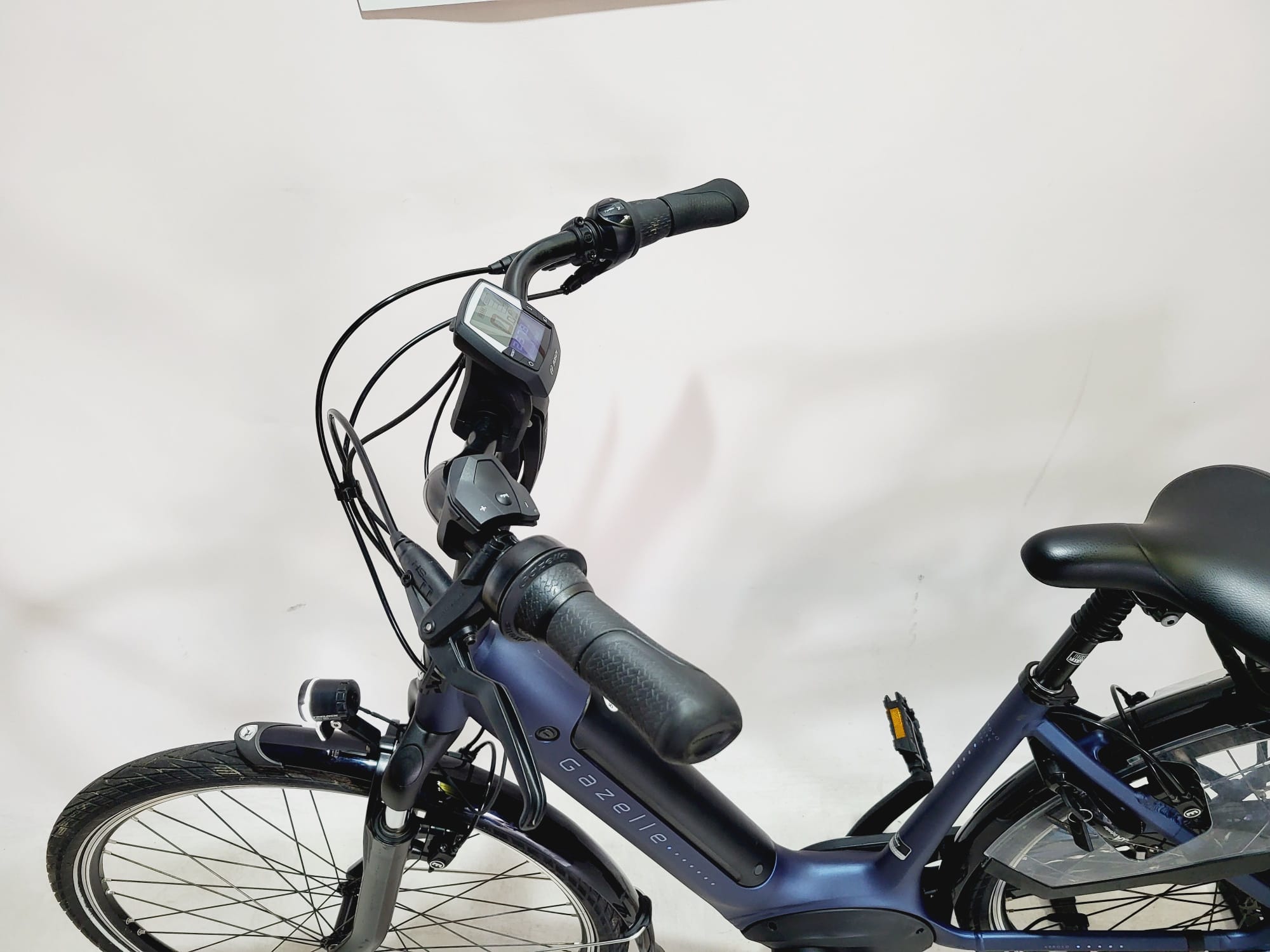 3000Km! Gazelle Arroyo Elite C7+ Bosch Active Line Plus Middenmotor 50 –  eBikeXL Trading BV