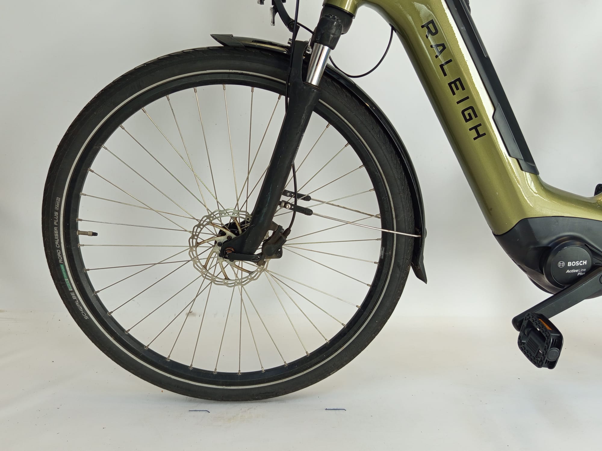 Raleigh 7 Bosch Bosch Active Line Plus Middenmotor