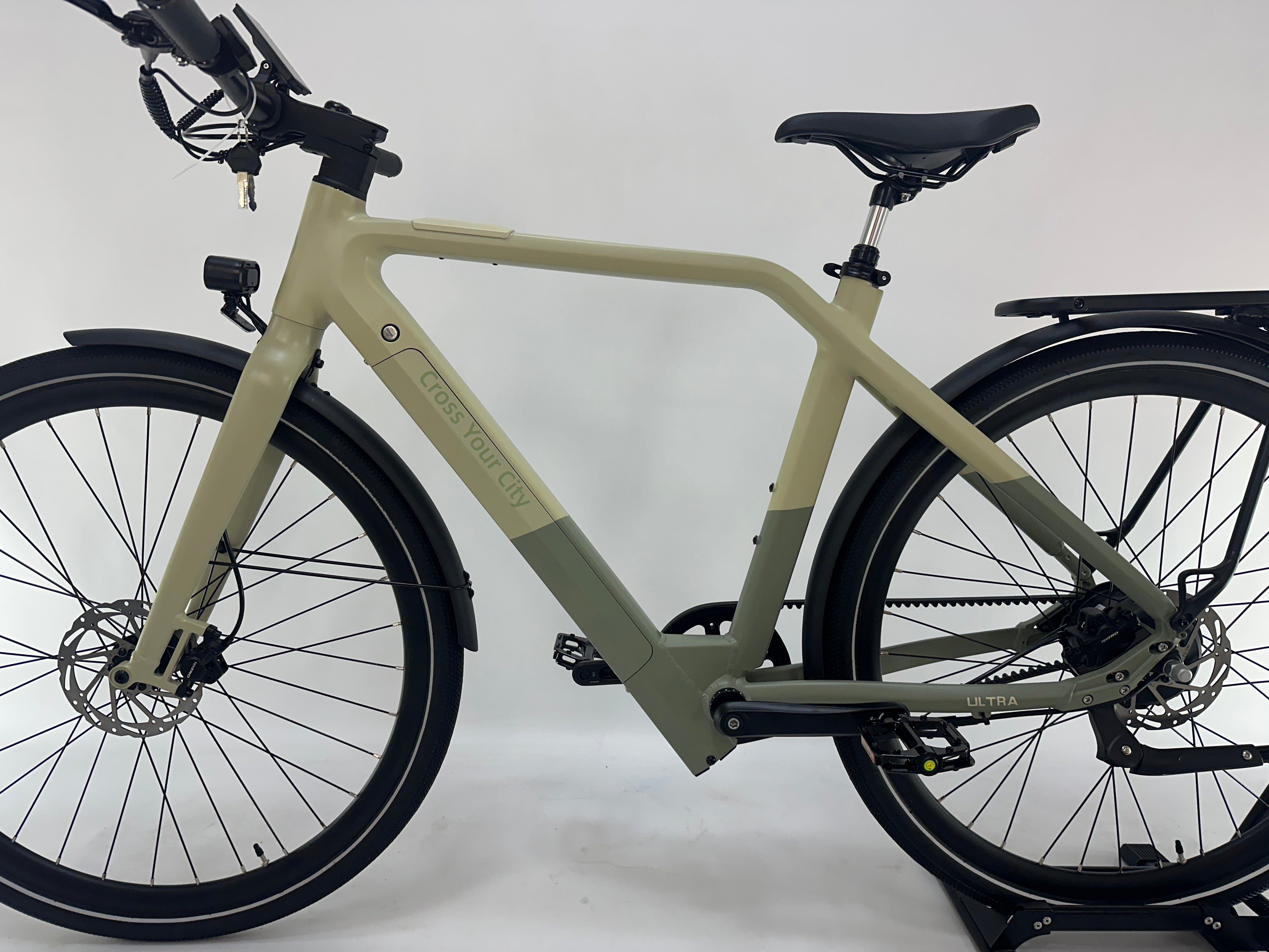 NIEUW! A Dece Oasis Air 30 Pro Ultra Bafang 36V Herenfiets Belt-Drive Automatic GPS