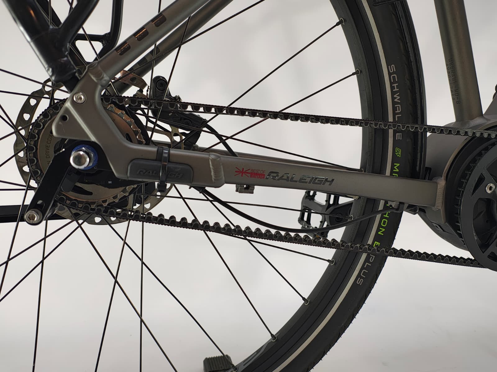 Raleigh Univega GMBH Bosch Performance Line Middenmotor 625Wh Belt-Drive!