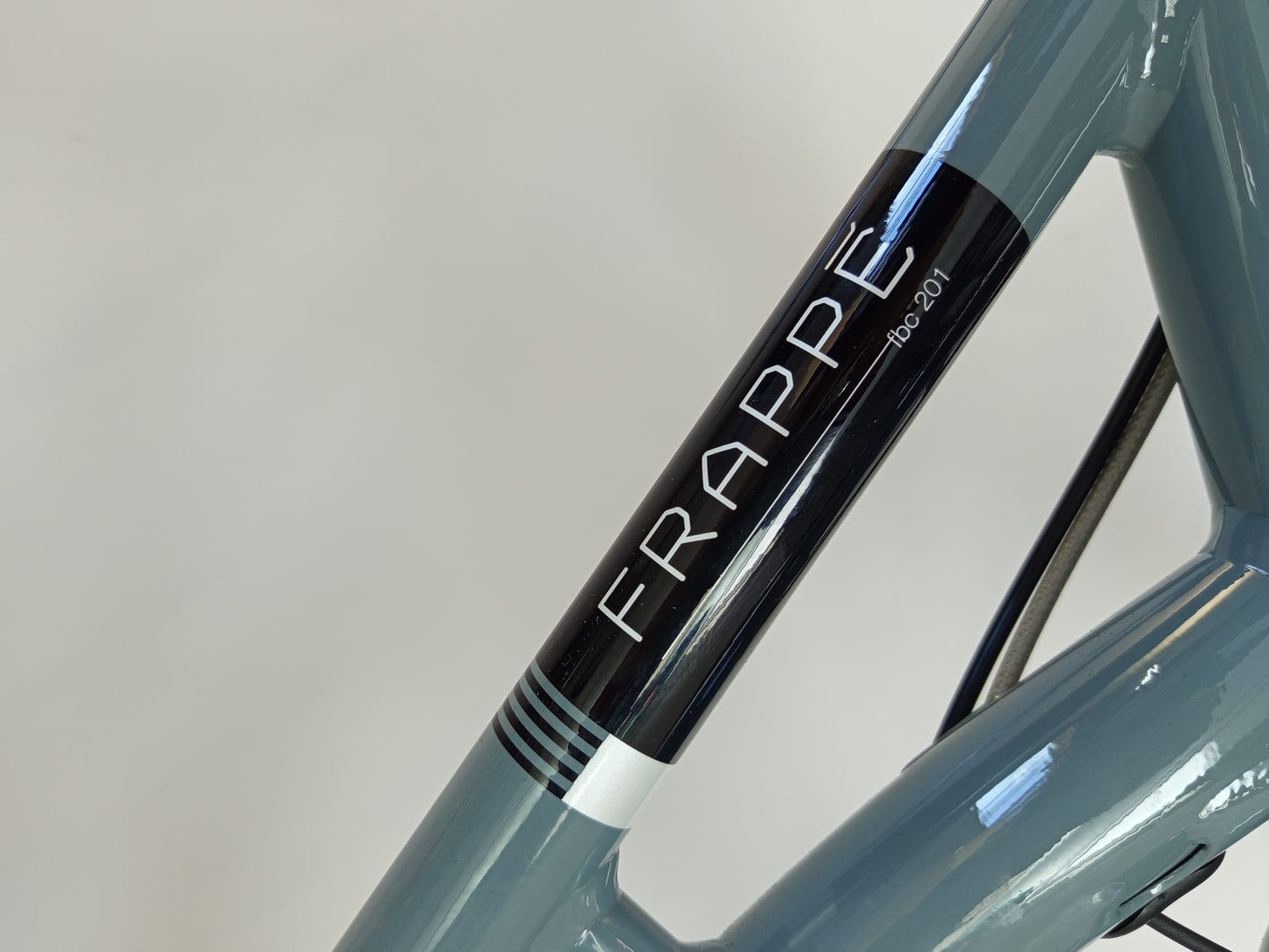 NIEUW! Frappé e-City Comfort Bosch Active Line Plus Middenmotor Stormy Sea