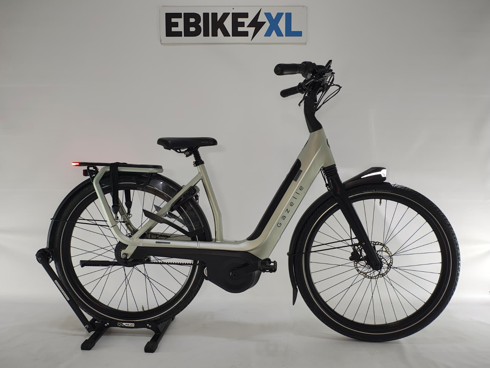 DEMO! Gazelle  Avignon C380 Bosch Performance Line Middenmotor 500Wh Belt-Drive!
