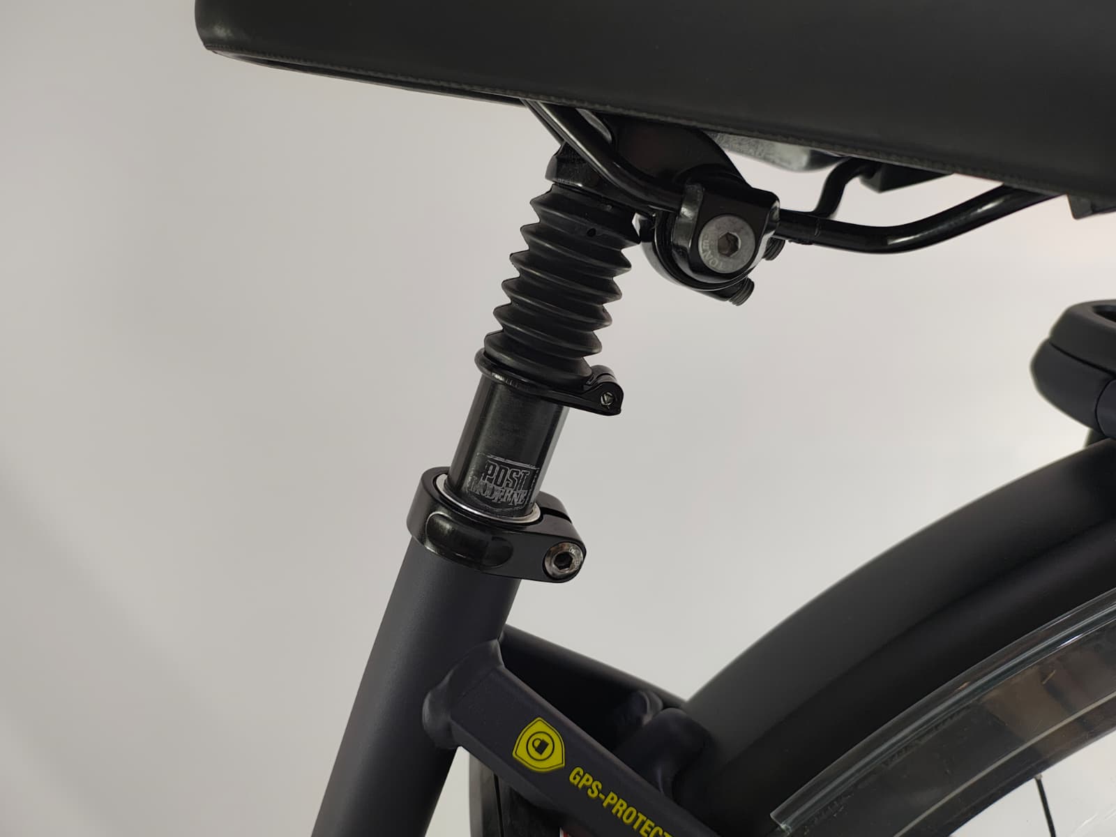 DEMO! Gazelle Avignon C8 Bosch Active Line Plus Middenmotor 500Wh!