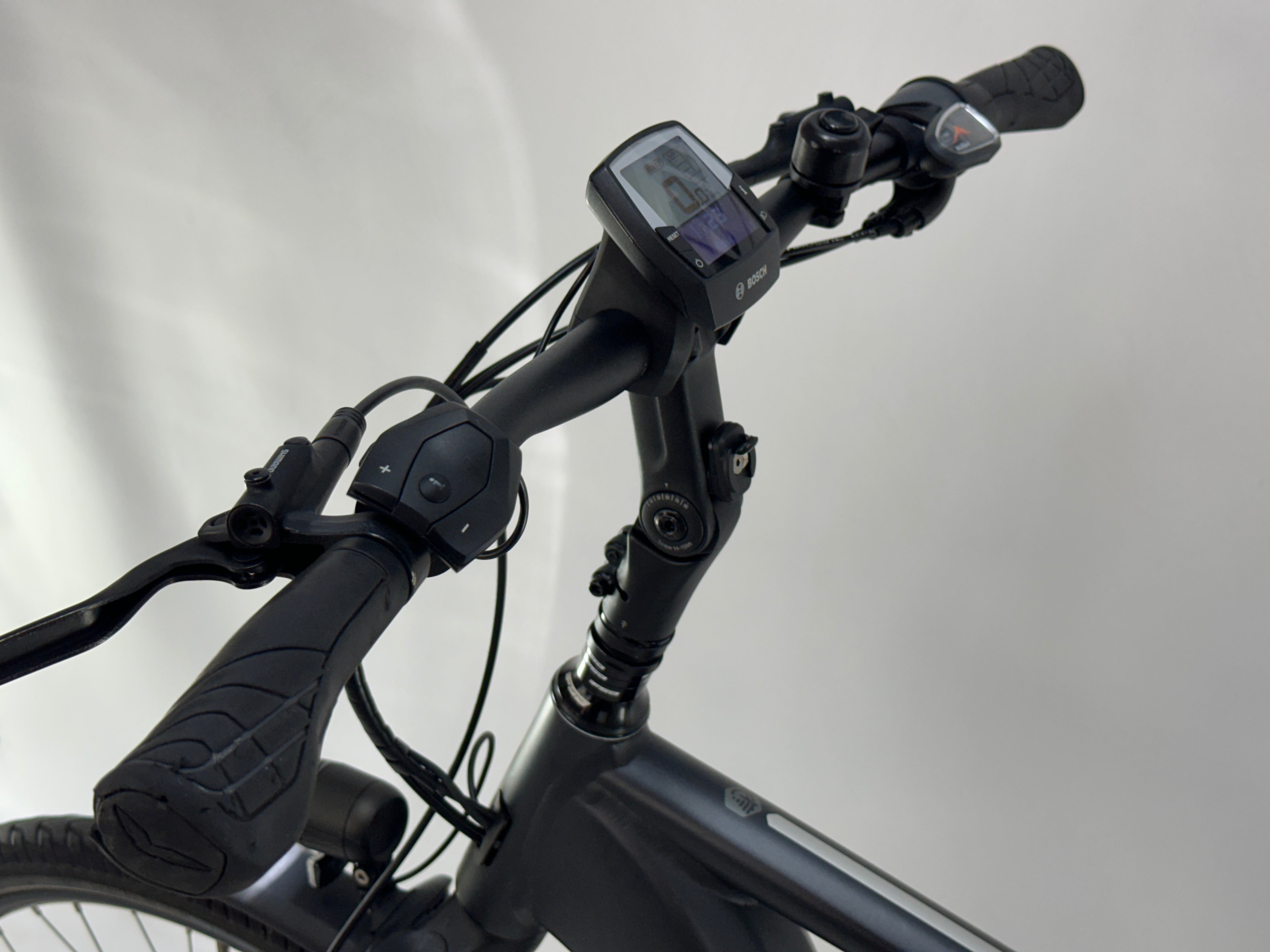 Victoria e-Trekking 11.9 Bosch Performance Line CX Middenmotor 500Wh Belt-Drive met Enviolo