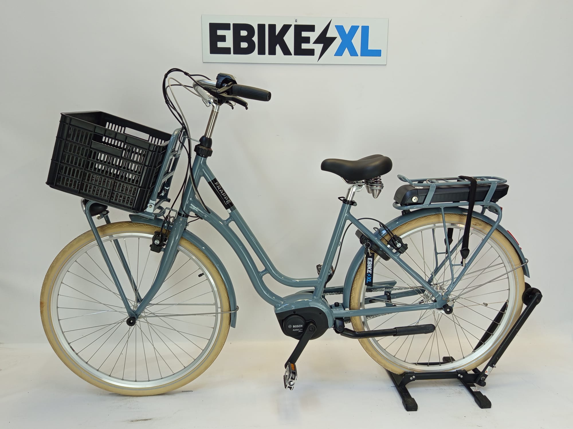 NIEUW! Frappé e-City Comfort Bosch Active Line Plus Middenmotor Stormy Sea Transportfiets