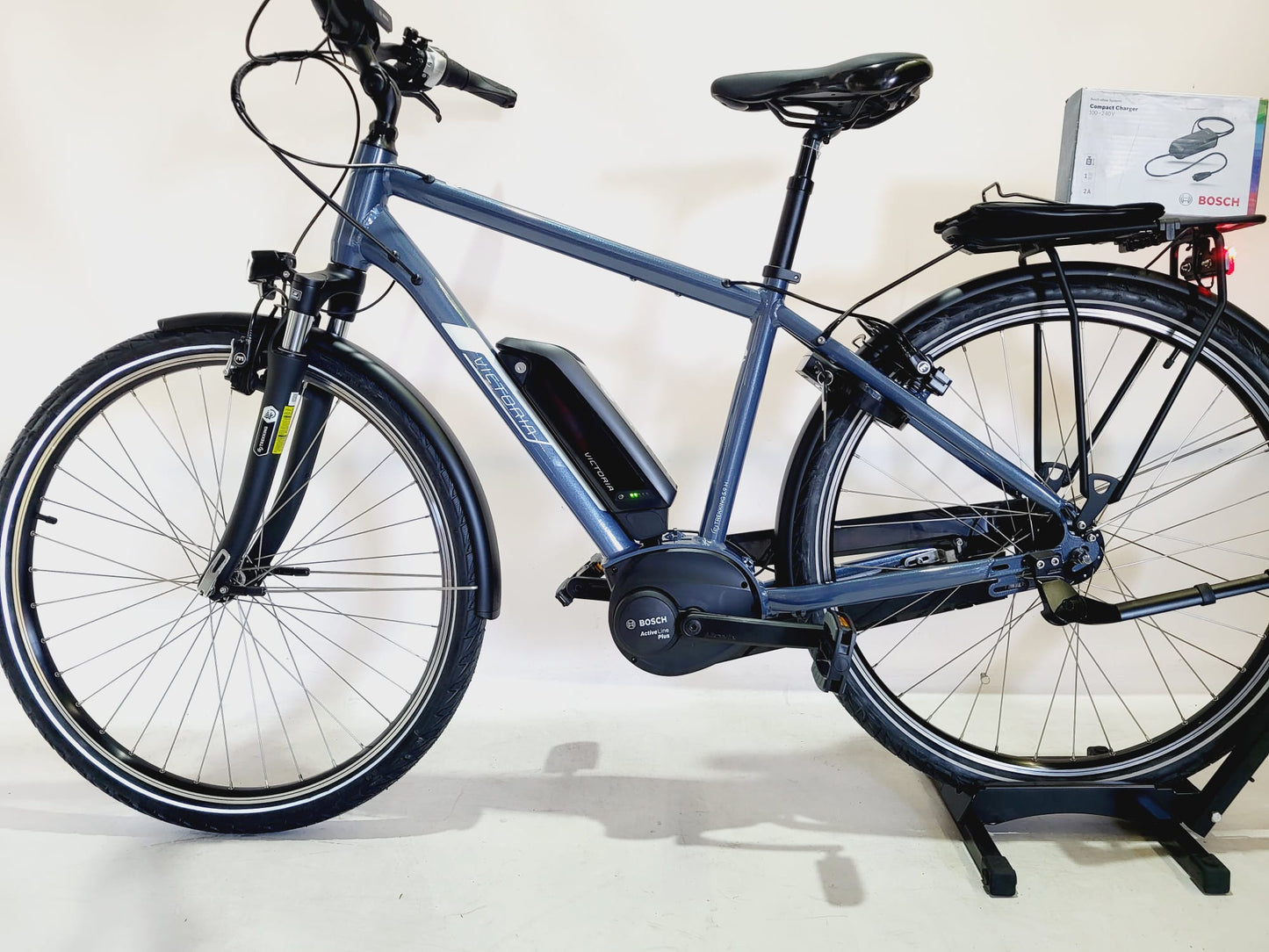 NIEUW! Victoria E-Trekking 5.9 H Bosch Active Line Plus Middenmotor 500Wh!