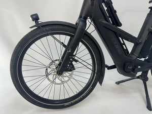 DEMO Cube Longtail Hybrid Bosch Cargo Line Middenmotor 725Wh Belt-Drive Longtail Smart-System