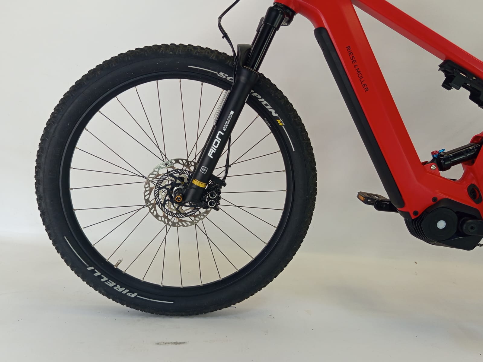 Riese & Müller Delite Bosch Performance Line Speed Middenmotor 750Wh!