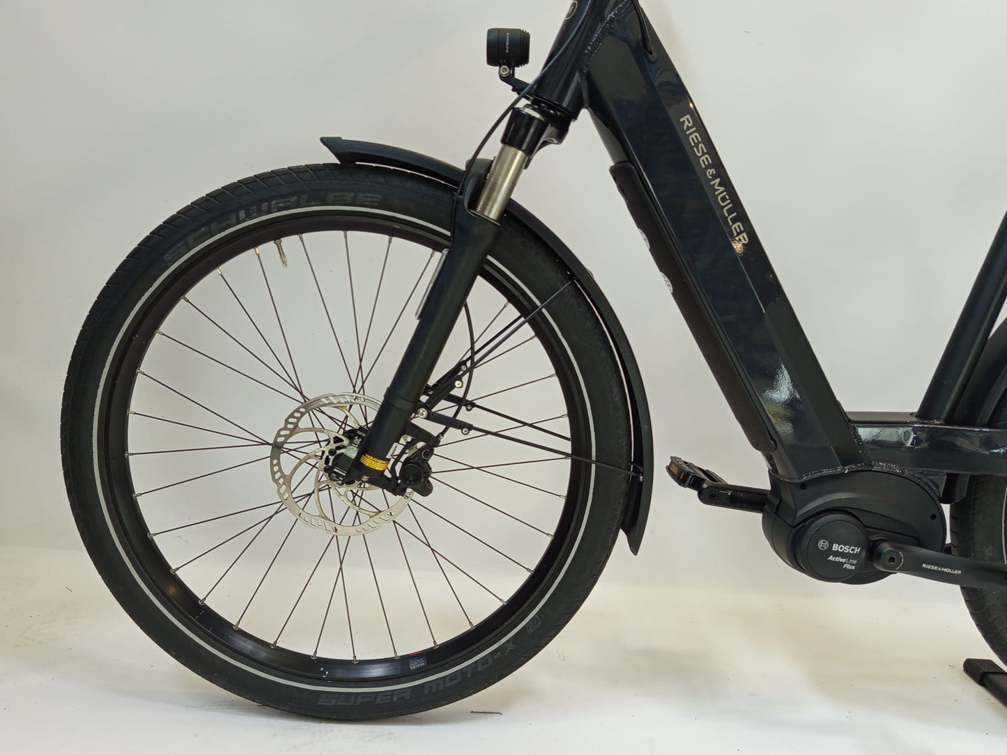 Riese & Müller Nevo Bosch Active Line Plus Middenmotor 500Wh!