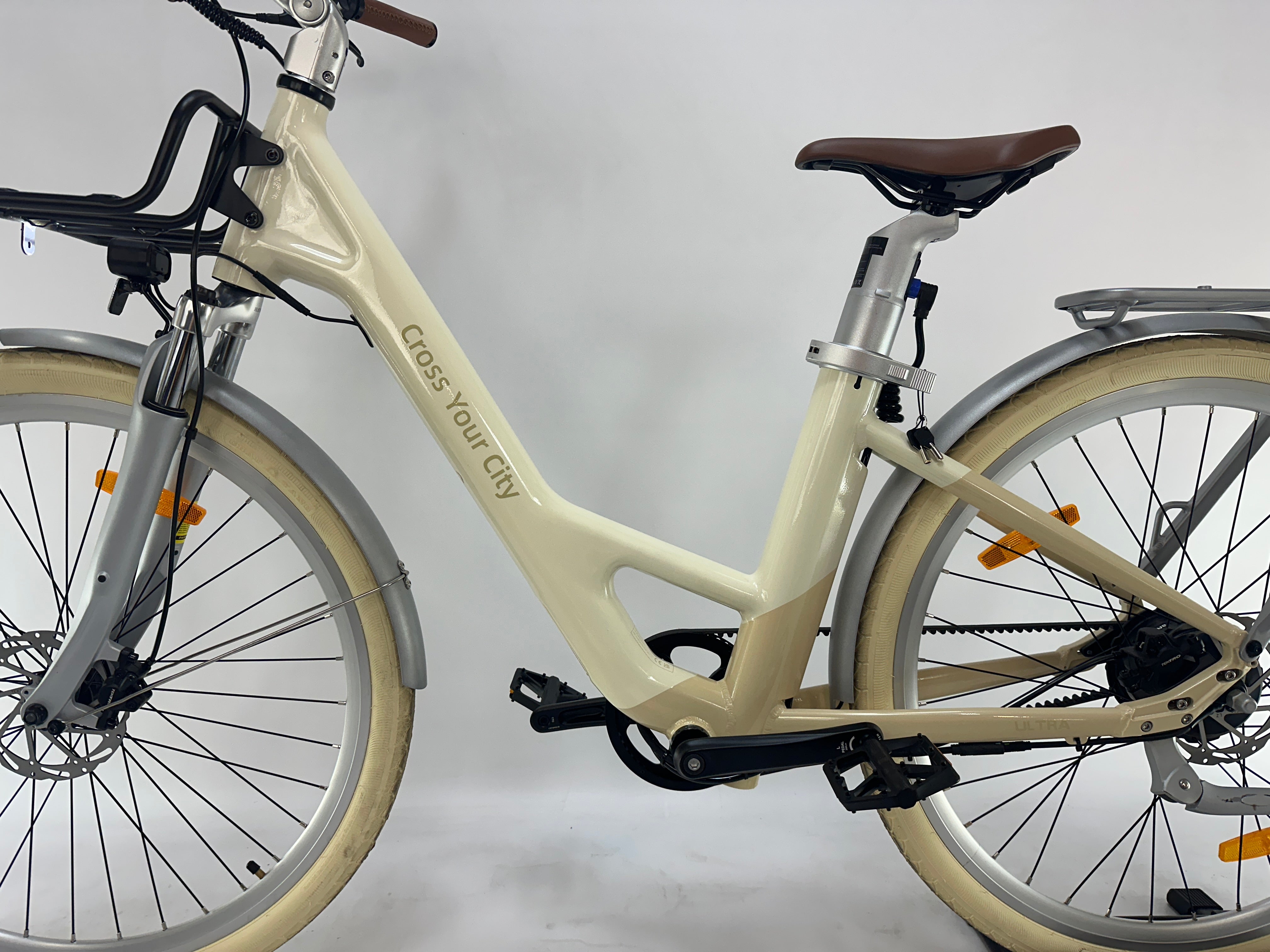 NIEUW! A Dece Oasis Air 28 Ultra Bafang 36V Transport Fiets Belt-Drive Automatic