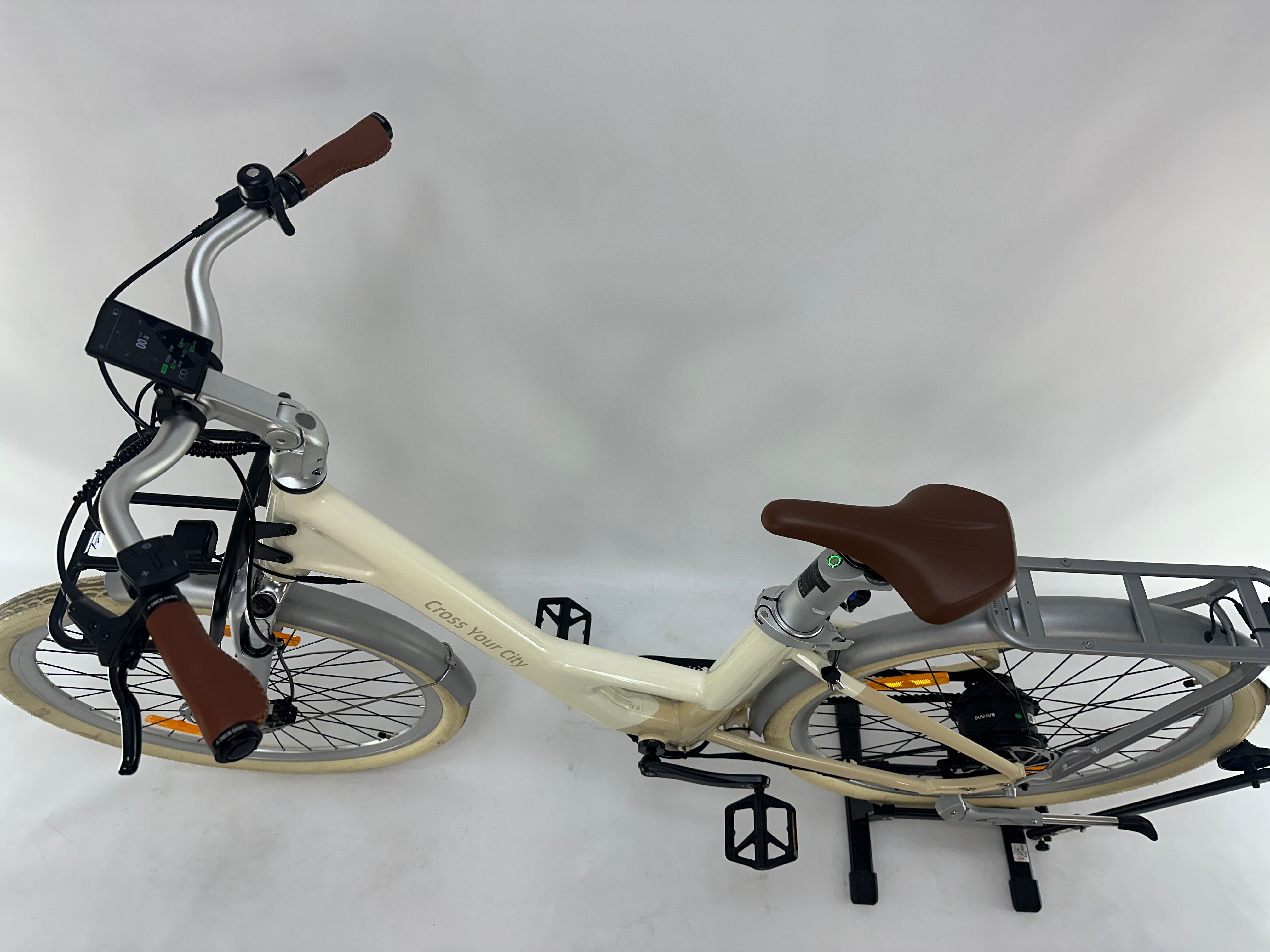 NIEUW! A Dece Oasis Air 28 Ultra Bafang 36V Transport Fiets Belt-Drive Automatic