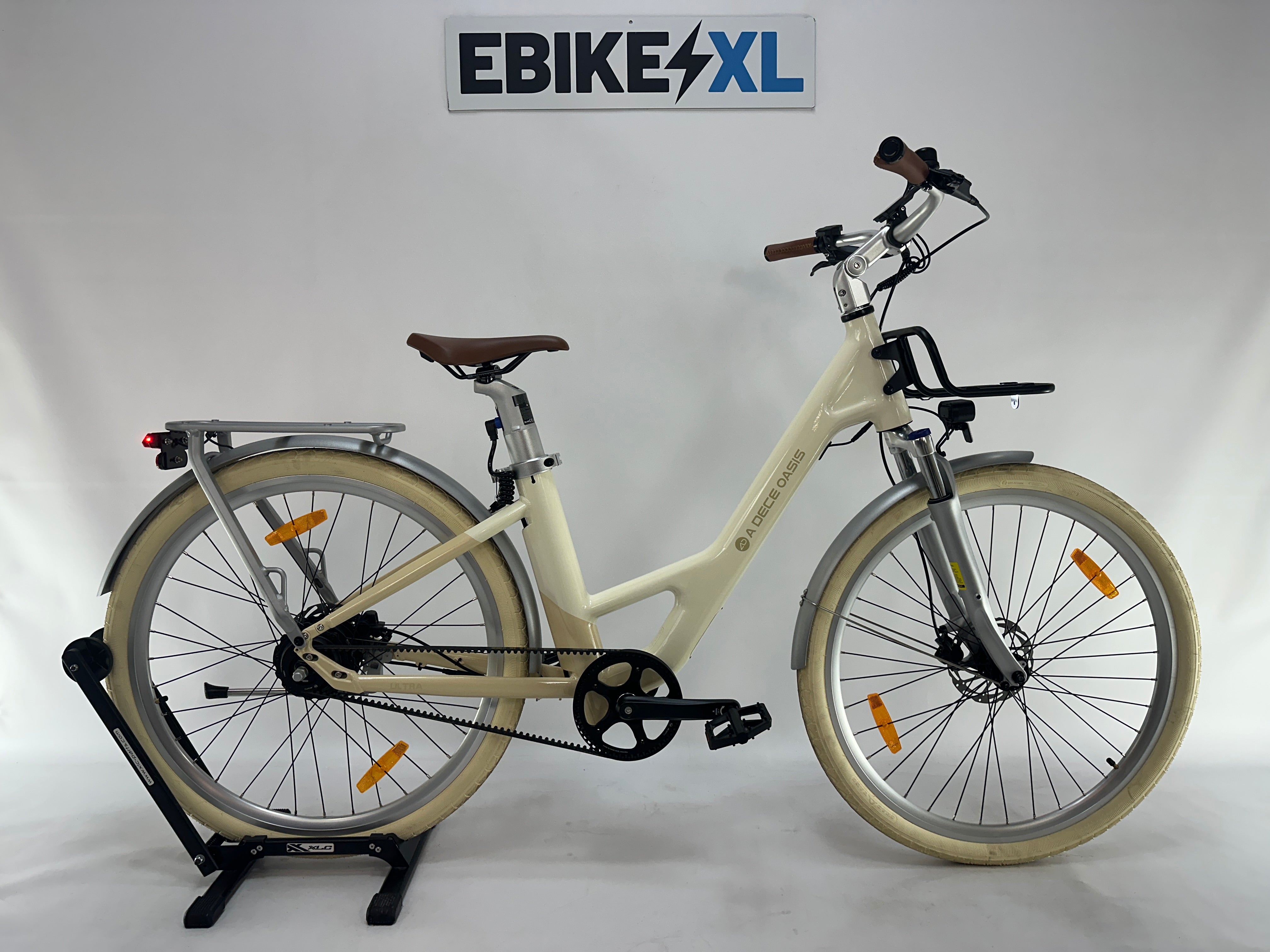NIEUW! A Dece Oasis Air 28 Ultra Bafang 36V Transport Fiets Belt-Drive Automatic