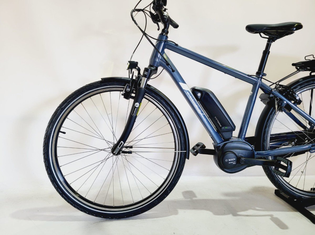 NIEUW Victoria E-Trekking 5.9 H Bosch Active Line Plus M Heren Lichtblauw M