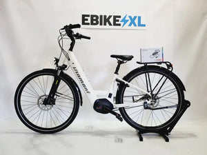 DEMO Diamant Beryll Deluxe+ Bosch Performance Line Middenmotor Lage instap Wit 40cm S
