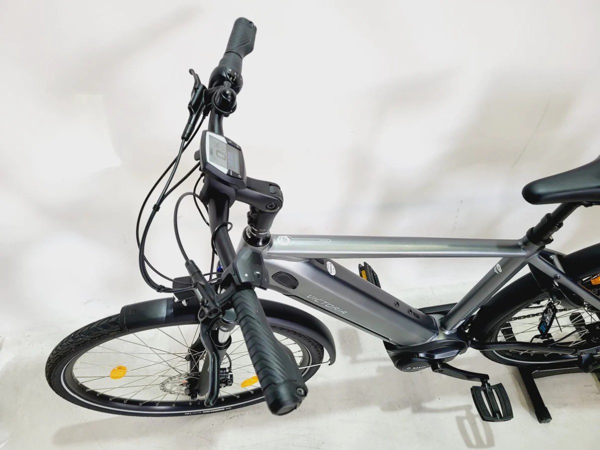VICTORIA E-Trekking 11.3 Bosch Active Line Plus Middenmotor Grey Matt