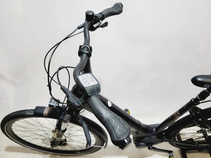 Granville E-Excellence 40 Bosch Active Line Plus Middenmotor Lage instap Zwart 51cm M