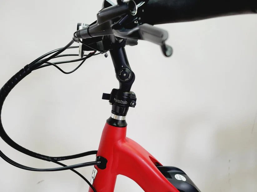 Velo de Ville Premium Bosch Active Line Plus MIddenmotor Compact Rood