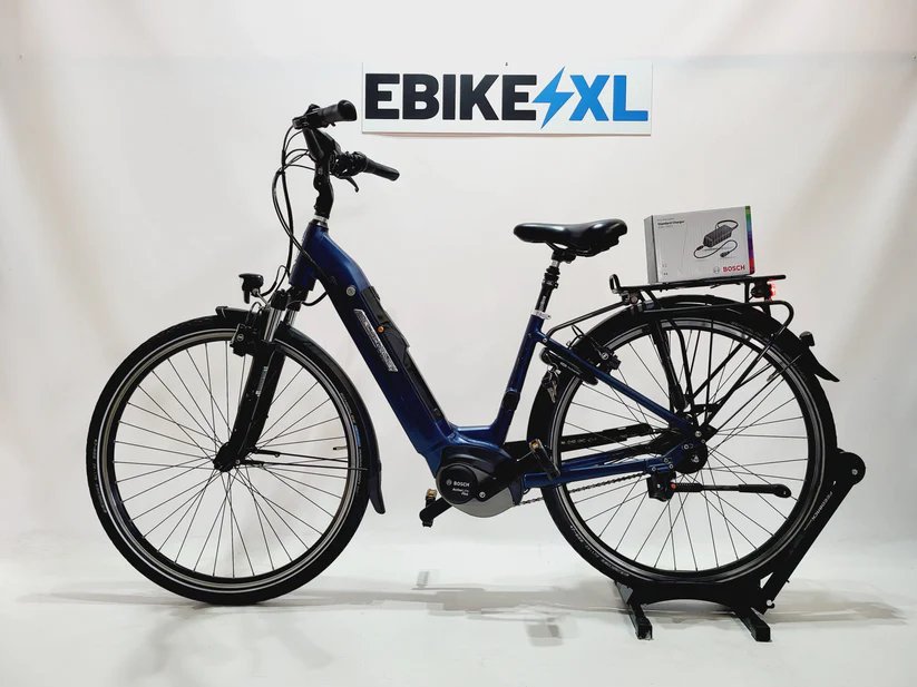 Velo de Ville CEB 900 City Bosch Active Line Plus Middenmotor 50 Lage instap Blauw, elektrische fiets, zijaanzicht