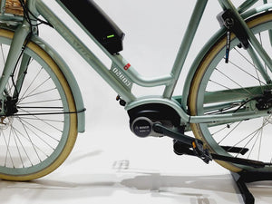 Batavus E-GO EXT Bosch Active Line Middenmotor Transportfi Lage instap Lichtgroen turkoois 61cm XL
