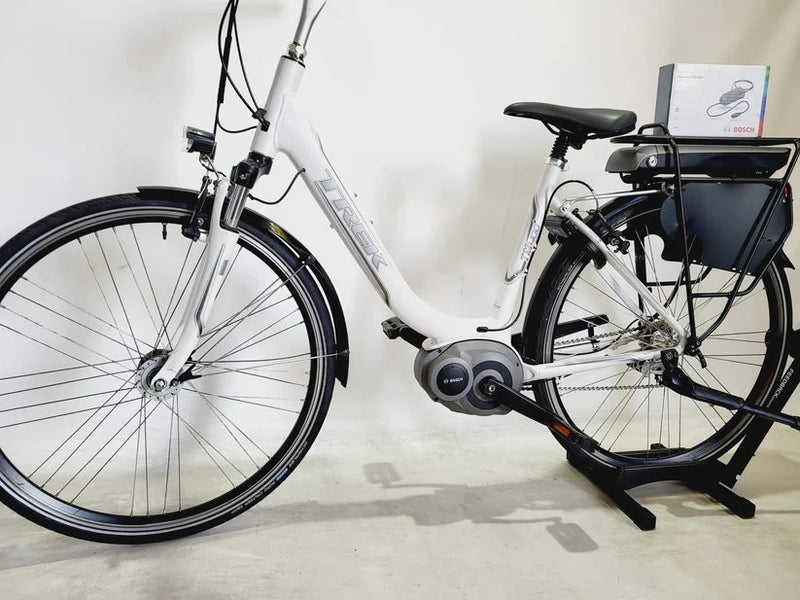 Trek TM400+ Bosch Active Line Middenmotor Lage instap Wit 50cm