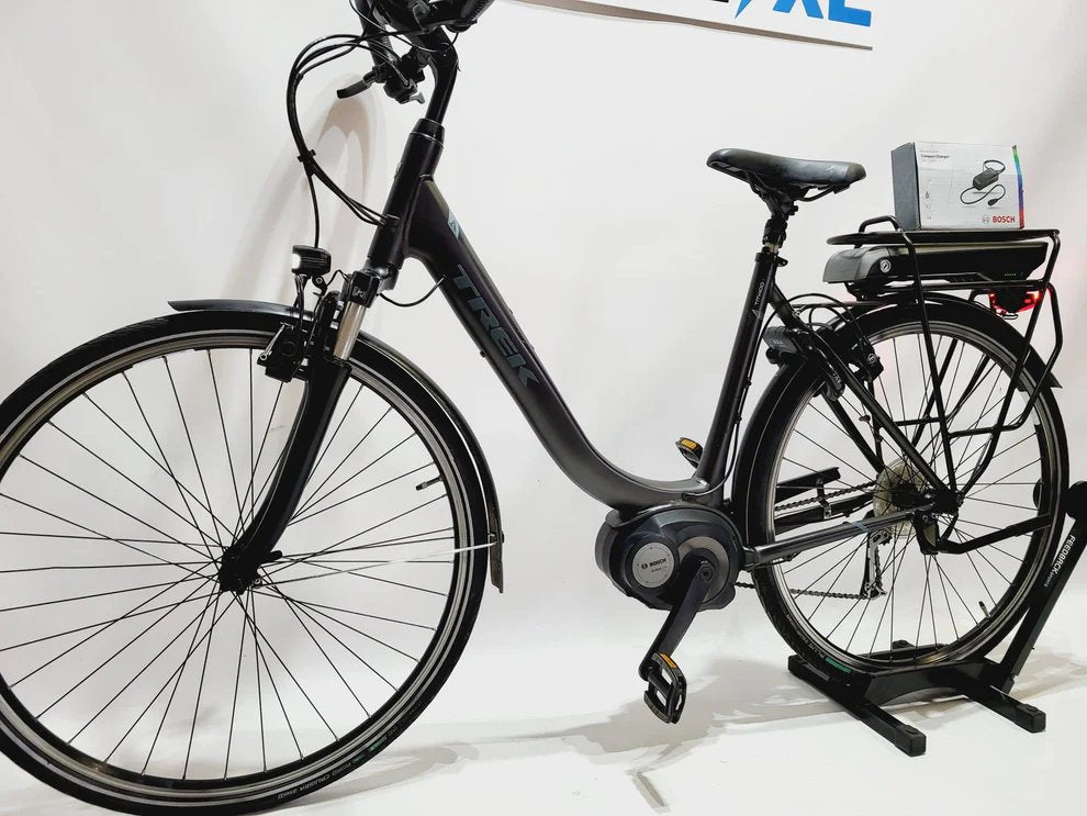 Trek TM400+ Bosch Active Line Middenmotor Lage instap Zwart 52cm