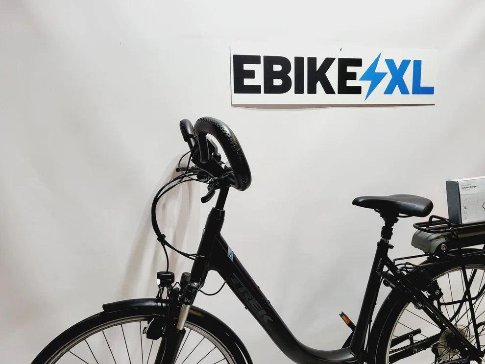 Trek TM400+ Bosch Active Line Middenmotor Lage instap Zwart 52cm