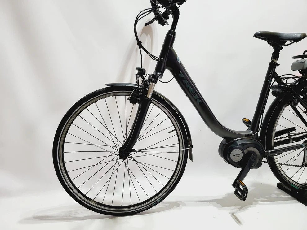 Trek TM400+ Bosch Active Line Middenmotor Lage instap Zwart 52cm