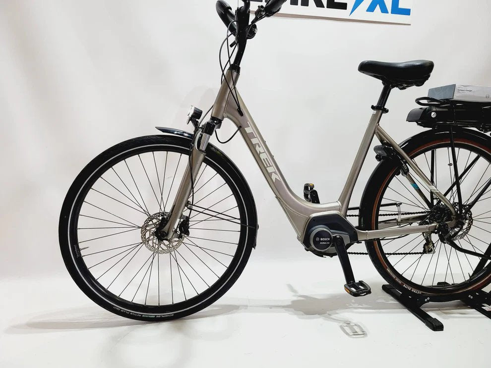 Trek TM 1+ Bosch Active Line Middenmotor Lage instap Goud 55cm