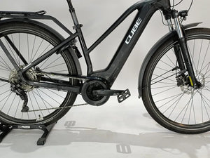 Cube Touring Pro Bosch Performance Line Middenmotor Mixed Zwart 45cm S