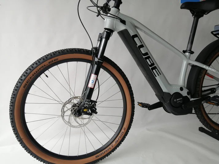 NIEUW Cube Reaction SL Bosch Active Line Plus Middenmotor Mixed Lichtgrijs 36cm S