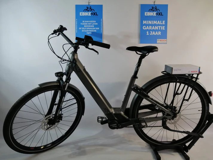 Moustache Samedi 28 Bosch Active Line Plus Middenmotor Lage instap Grijs, elektrische fiets, zijaanzicht